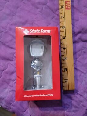 STATE FARM Insurance Knight In Armor Bobble Head YOU Photograph NIB